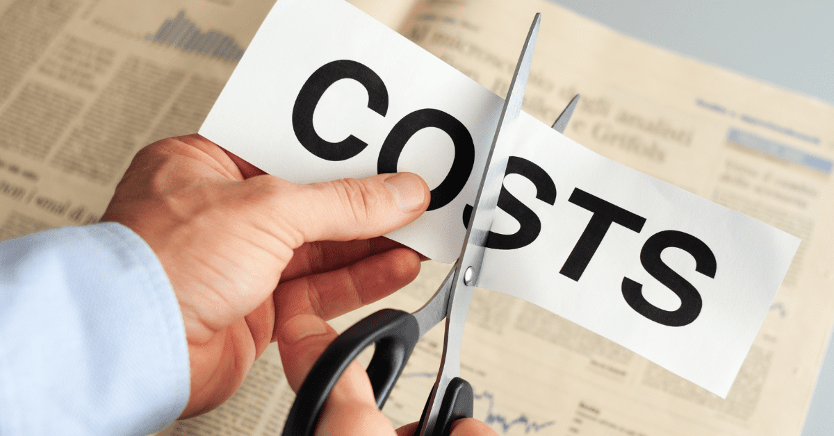 Self-build-stands-offer-cost-savings | clip Cutting costs image